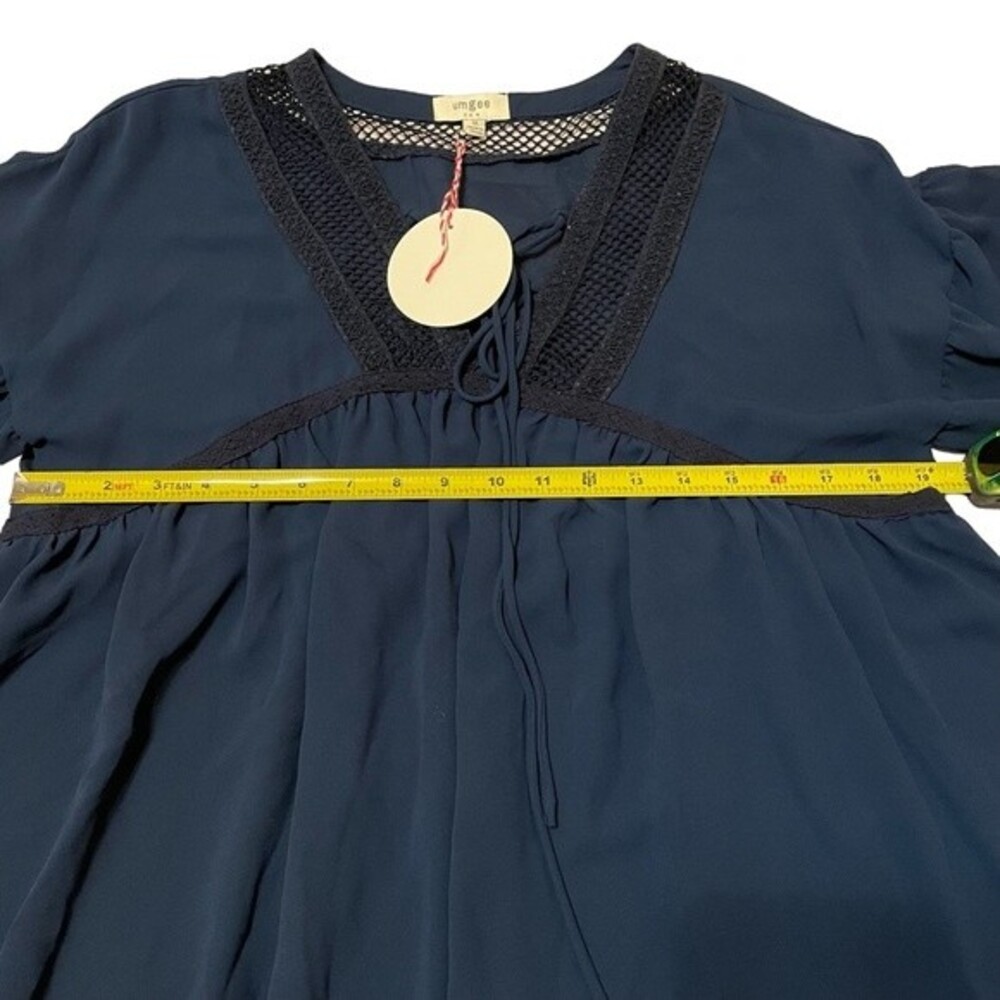 NEW Umgee Women's Navy Lace Up Neckline Babydoll Top 3/4 Sleeve Size Medium - Picture 9 of 10